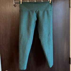 BOOTY By Brabants Curvy Leggings in Ivy